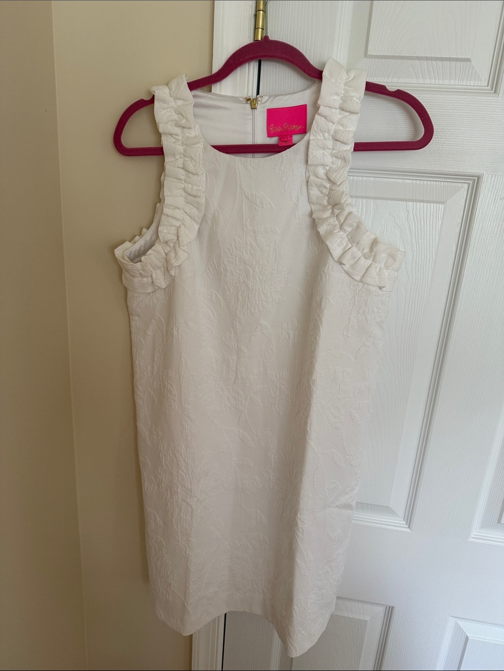 💕EUC Lilly Pulitzer Kailee Floral Jacquard White Dress with Hot Pink Label - Picture 3 of 8
